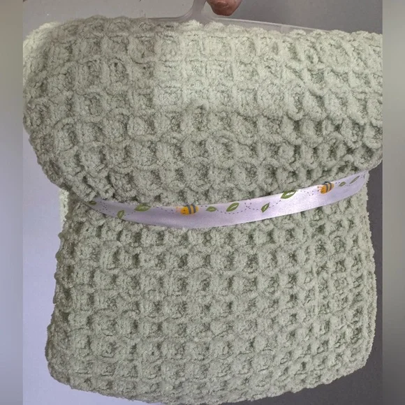 Disney Chenille Baby Blanket NWT - Picture 5 of 6